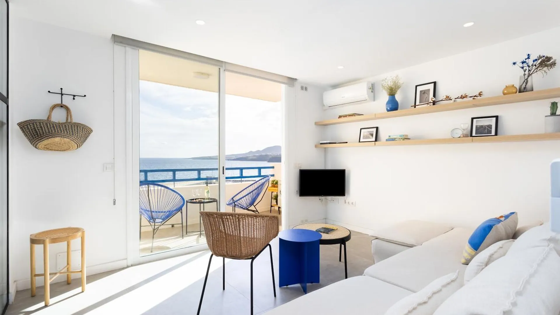 Home2Book Stylish Ocean & Marina View Apt, Terrace Candelaria